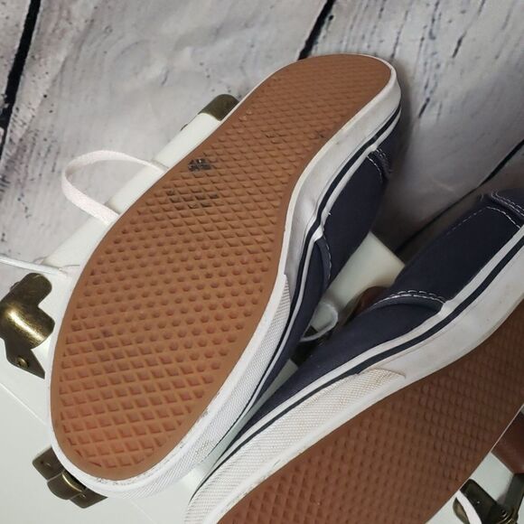 Vans - Picture 8 of 8